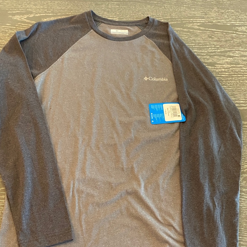 Columbia Two-Tone Gray Long Sleeve Shirt